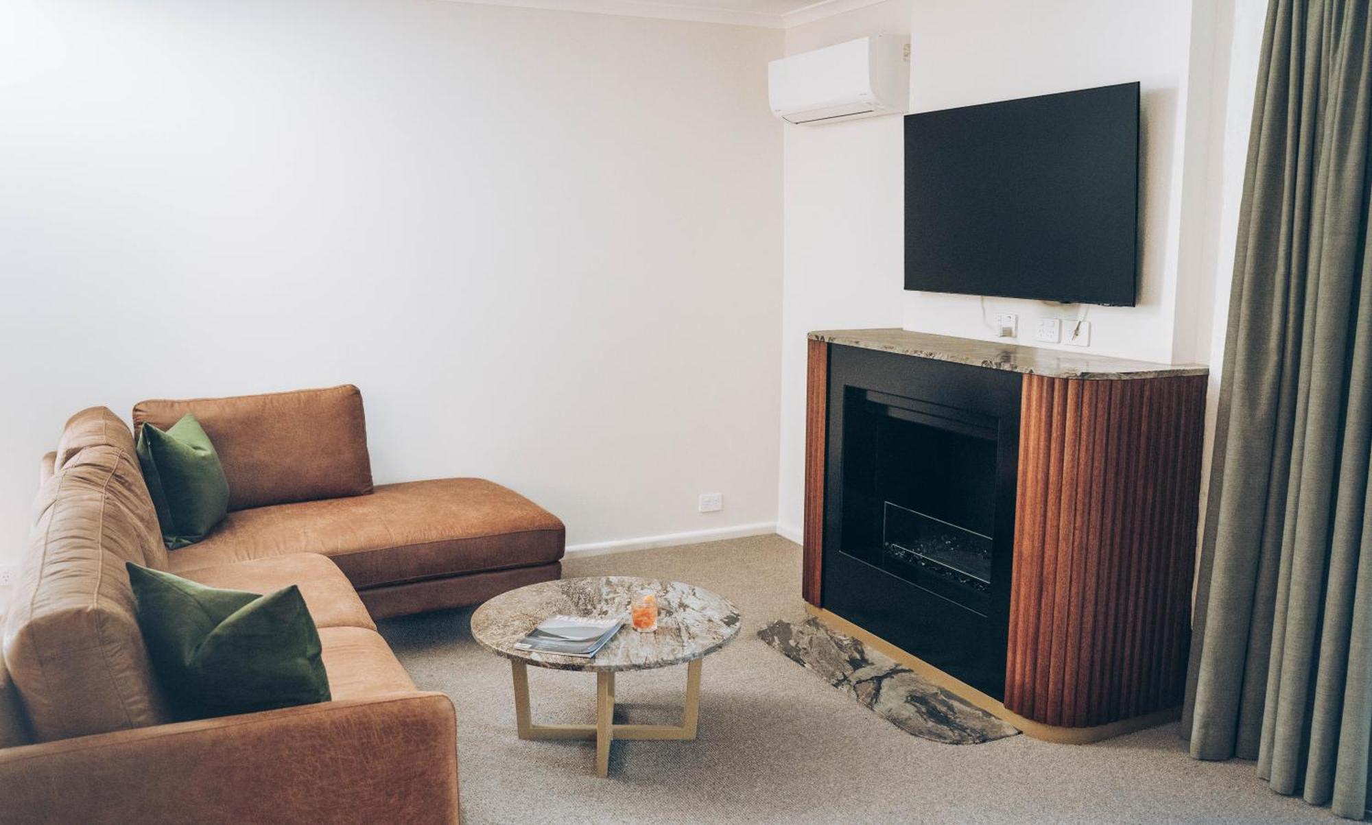 Risby Cove Boutique Hotel Strahan Eksteriør bilde