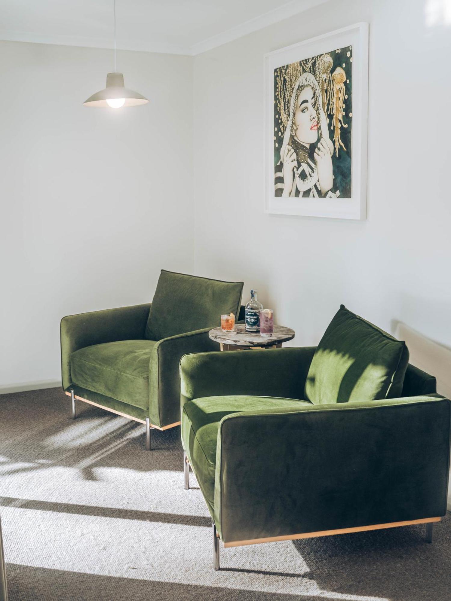 Risby Cove Boutique Hotel Strahan Eksteriør bilde