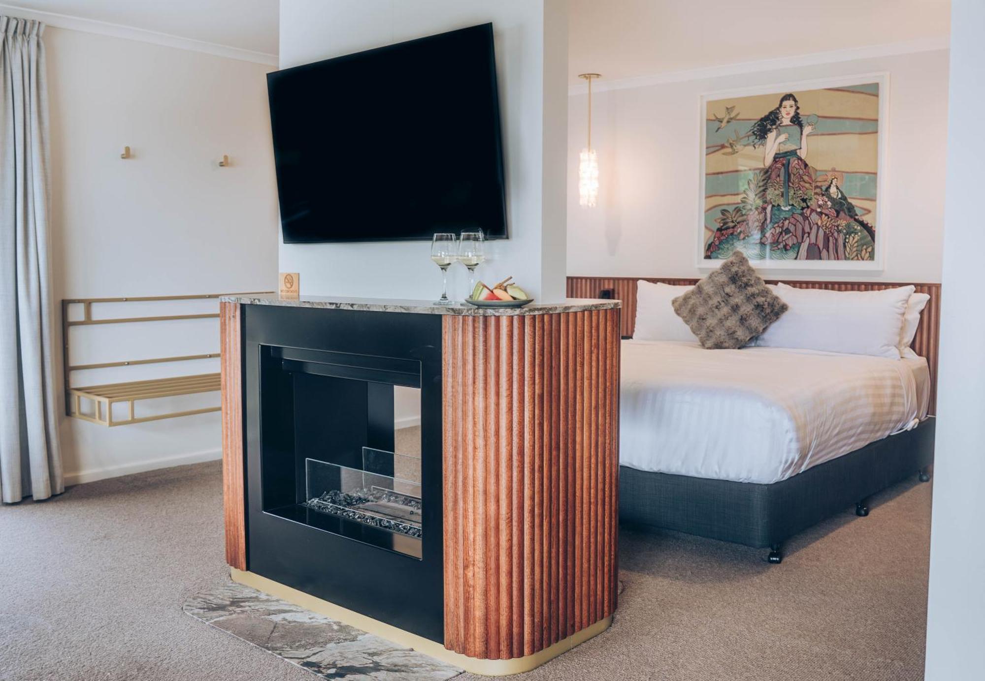 Risby Cove Boutique Hotel Strahan Eksteriør bilde